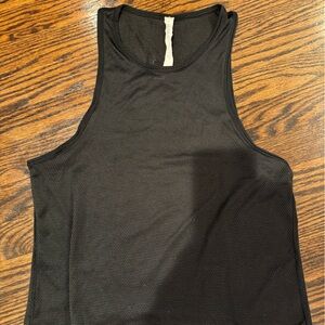 Lululemon black tank